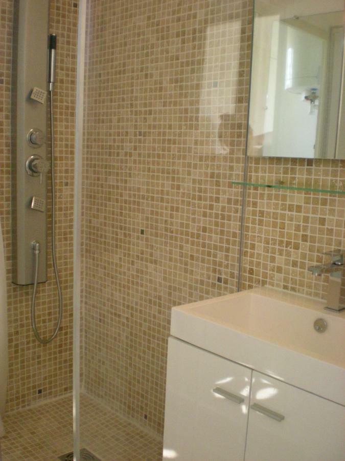 2 Chemin Neuf Balcon Apartment Gréoux-les-Bains Екстериор снимка